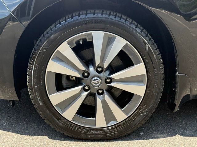 Used 2016 Nissan Leaf SV w/ Premium Package FWD image 19
