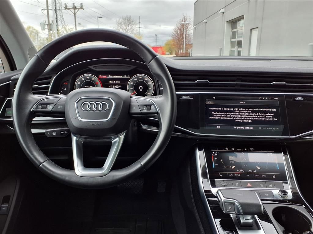 Used 2023 Audi Q7 3.0T Premium Plus w/ Premium Plus Package AWD/4WD image 11