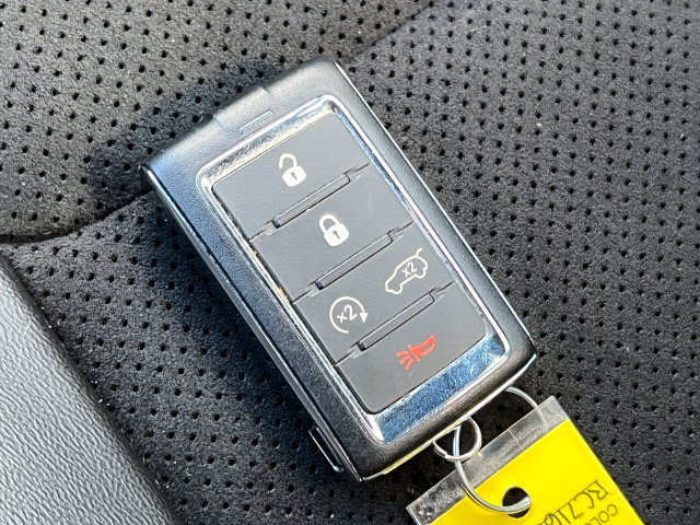 Used 2024 Jeep Grand Cherokee Altitude AWD/4WD image 29