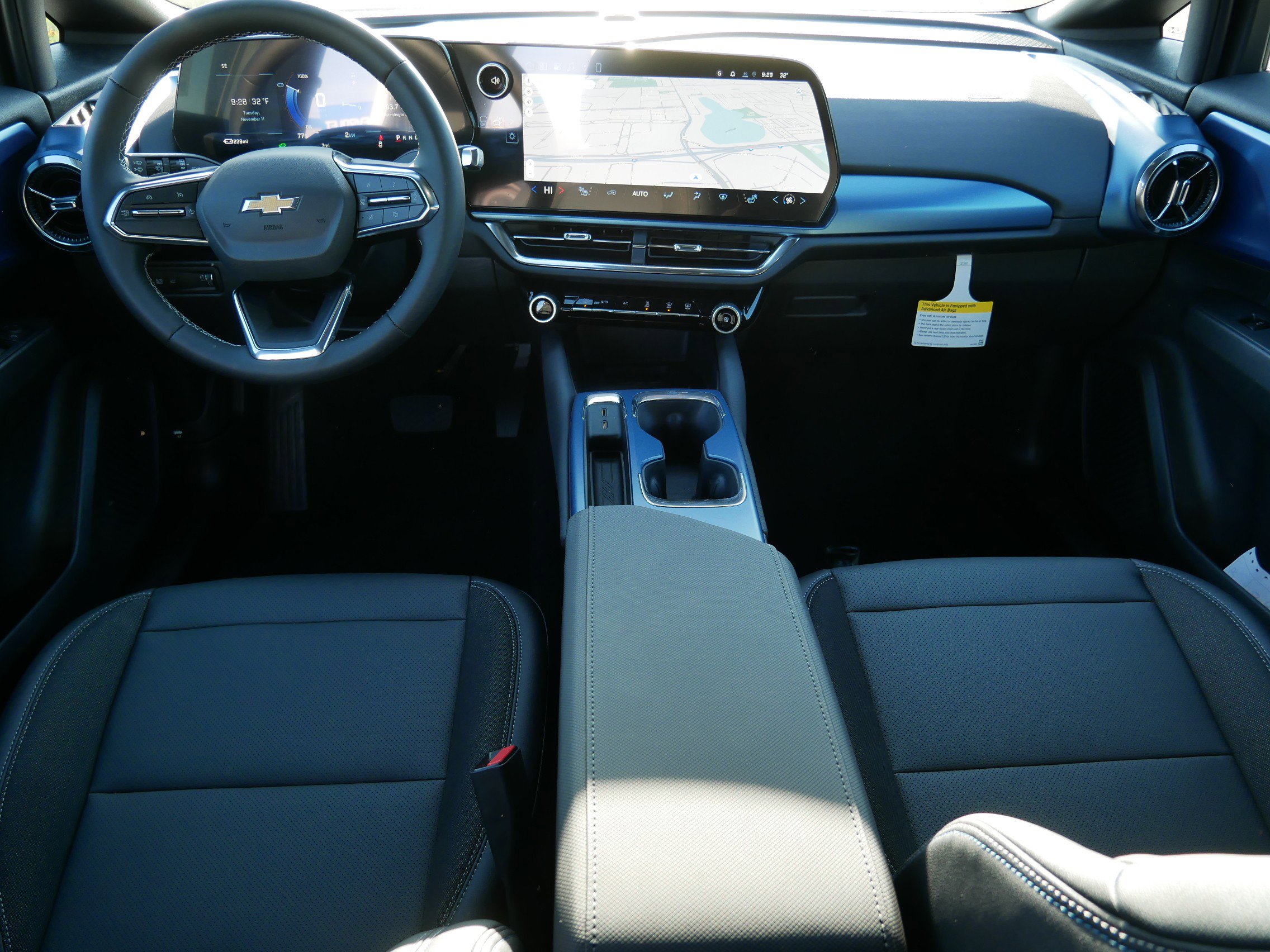 New 2026 Chevrolet Equinox EV LT AWD/4WD image 7