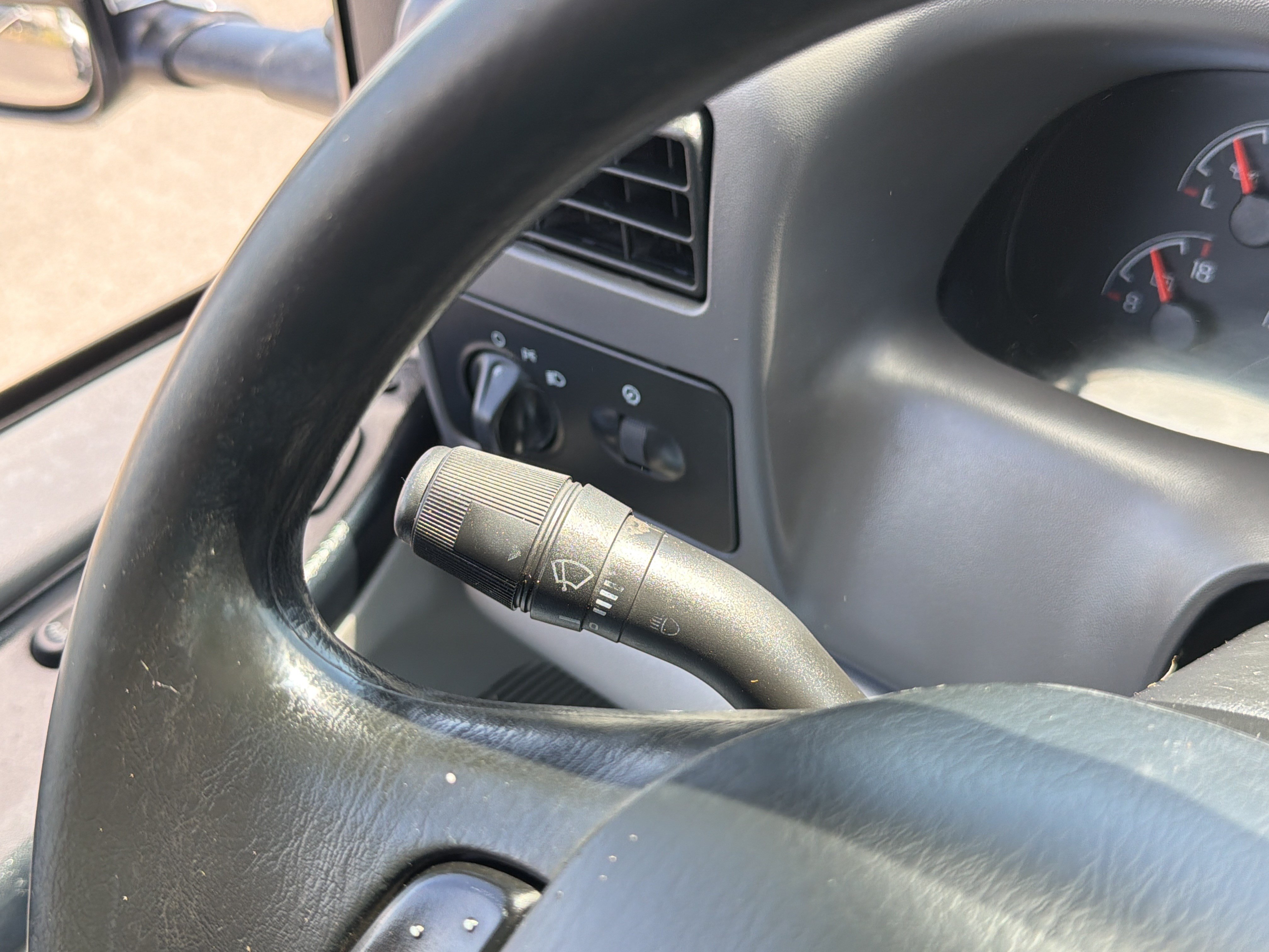 Used 2001 Ford F250 XLT RWD image 18
