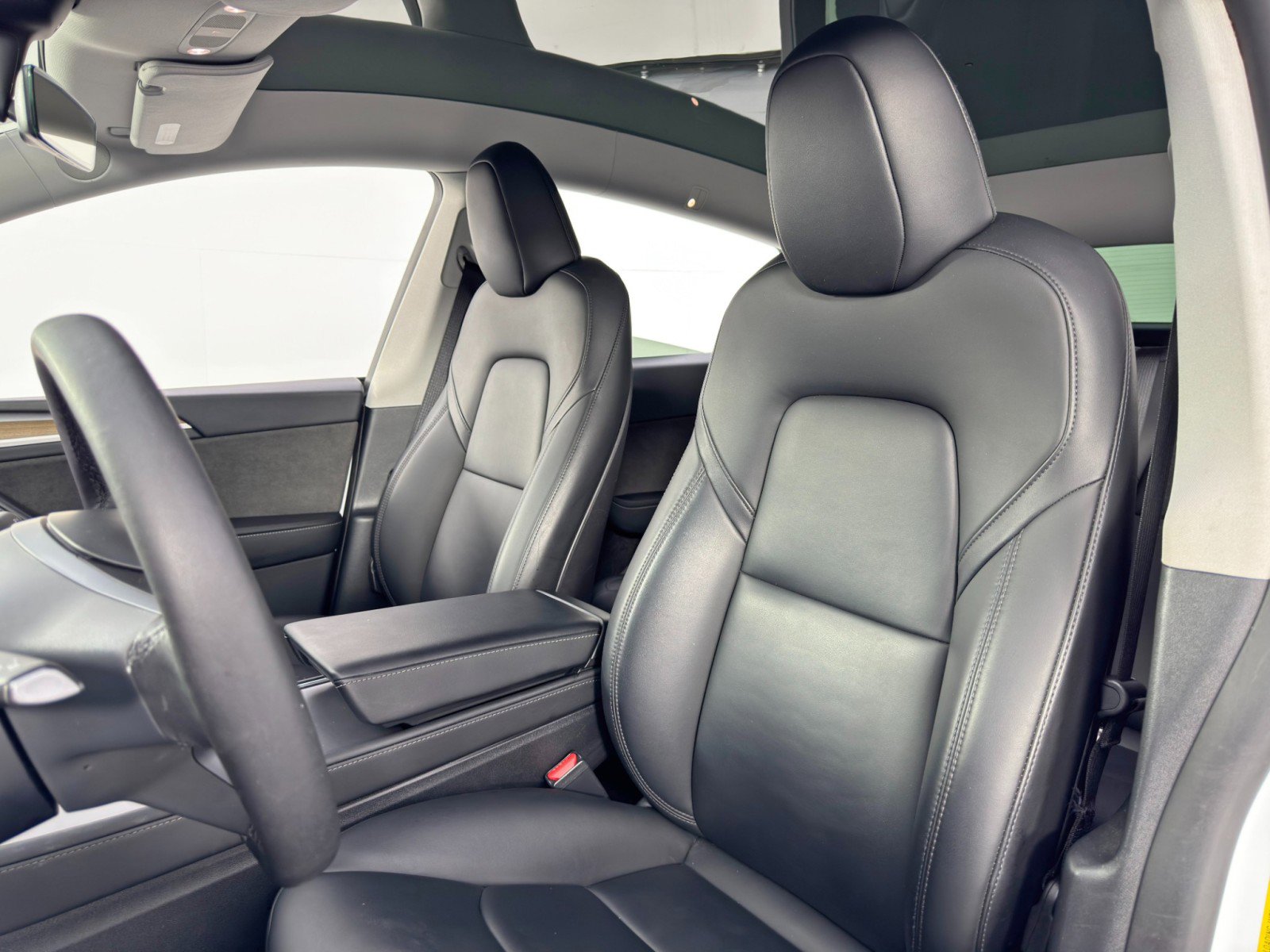 Used 2023 Tesla Model Y Long Range image 37