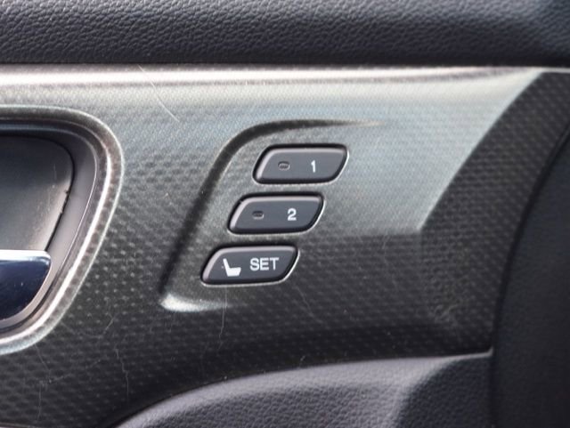 Used 2016 Honda Accord EX-L image 32