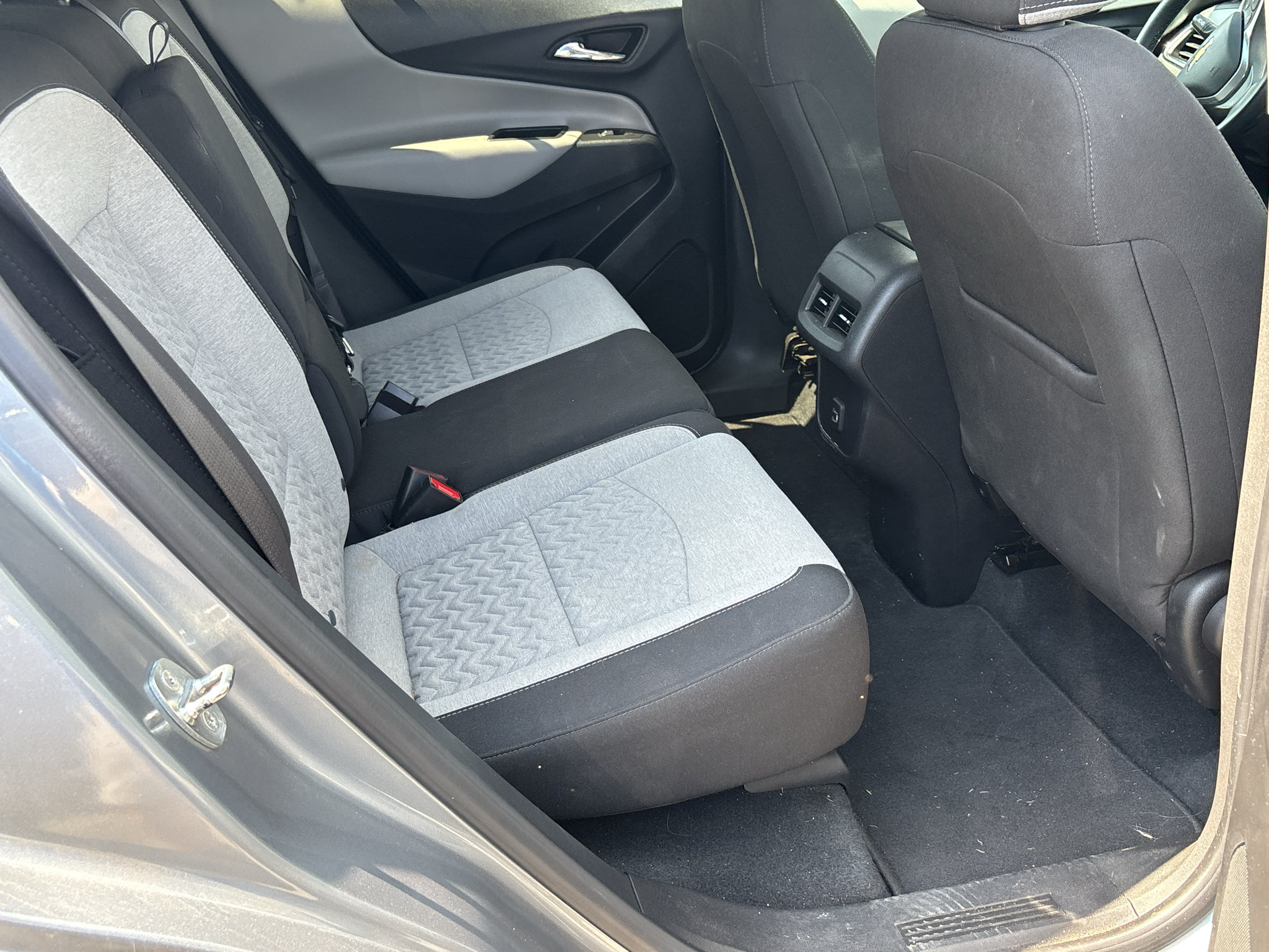 Used 2023 Chevrolet Equinox LT w/ Driver Convenience Package FWD image 19