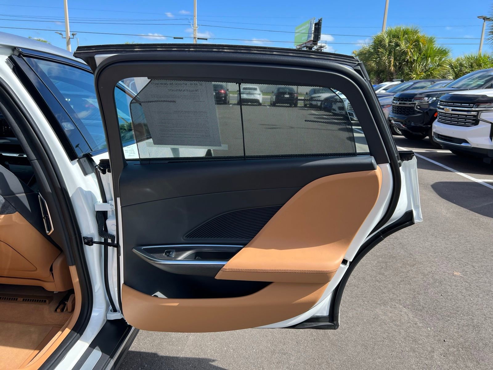 Used 2023 Lucid Air Touring image 51