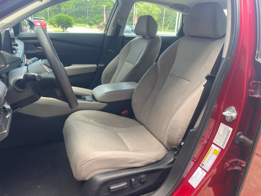 Used 2023 Honda Accord EX image 9