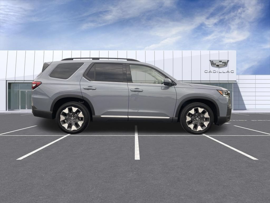 Used 2026 Honda Pilot Elite image 9
