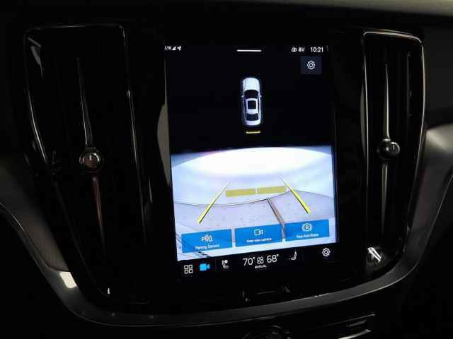 Certified 2023 Volvo S60 B5 Plus w/ Climate Package image 26