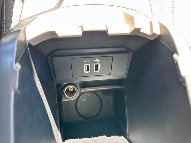 Used 2017 Ford C-MAX SE w/ Equipment Group 201A FWD image 19