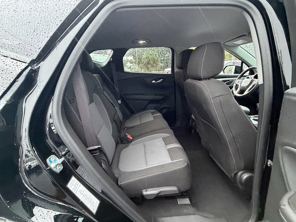 Certified 2025 Chevrolet Blazer LT FWD image 16