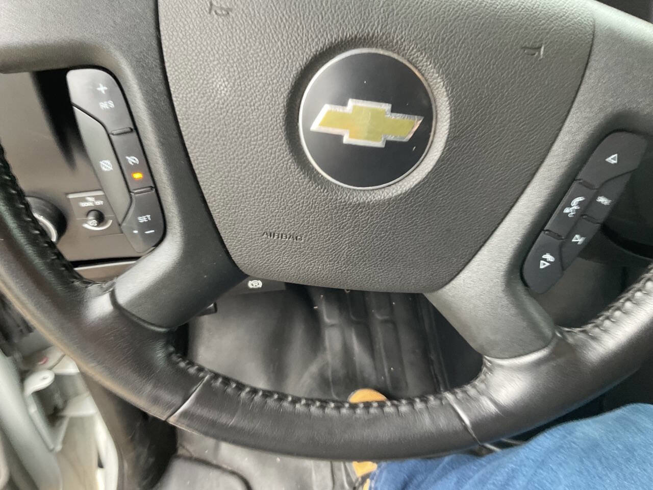 Used 2022 Chevrolet Express 2500 w/ Driver Convenience Package image 20