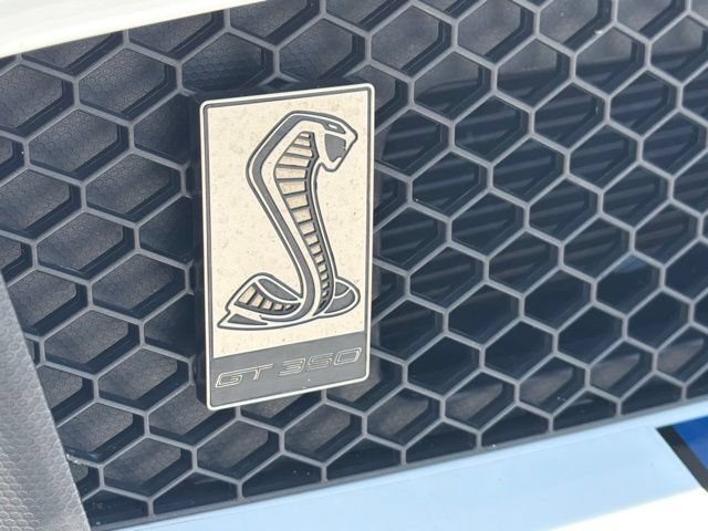 Used 2018 Ford Mustang Shelby GT350 w/ Electronics Package RWD image 9