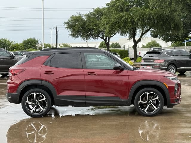 Certified 2022 Chevrolet TrailBlazer RS w/ Sun and Liftgate Package FWD image 4
