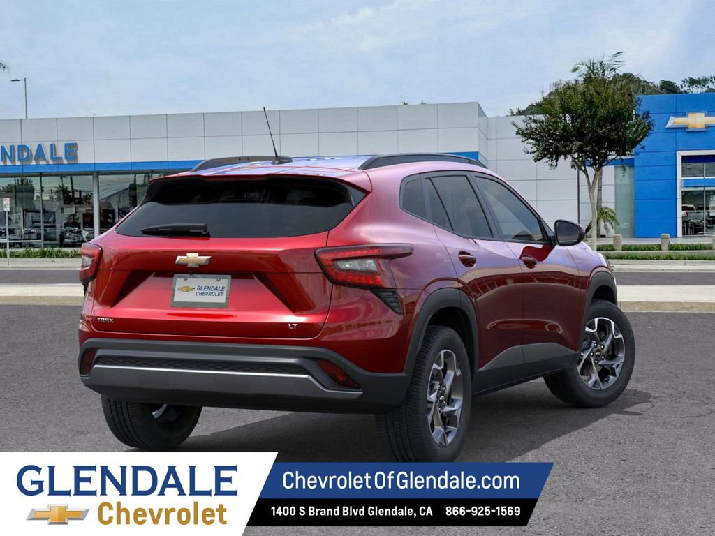New 2026 Chevrolet Trax LT image 4