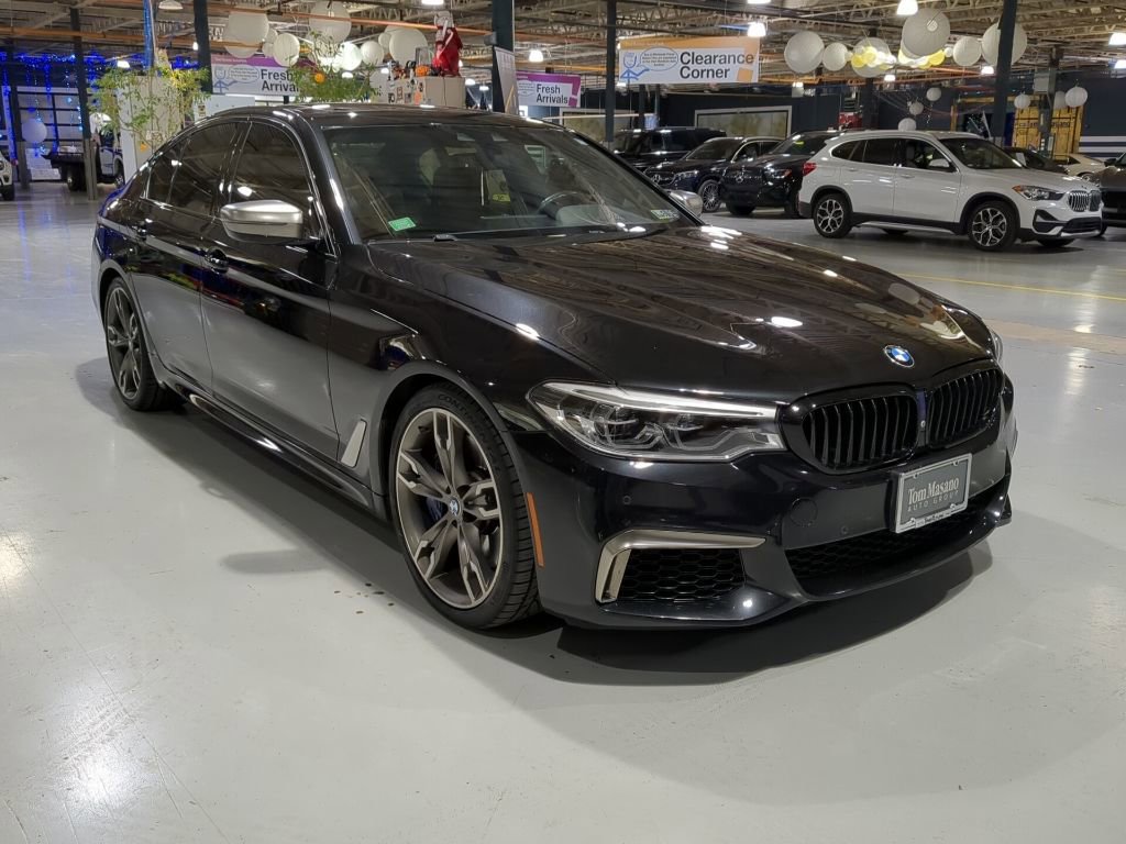 Used 2019 BMW M550i xDrive M550i xDrive w/ Premium Package image 3