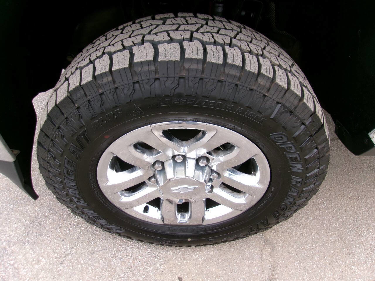 Used 2017 Chevrolet Silverado 3500 LT image 12