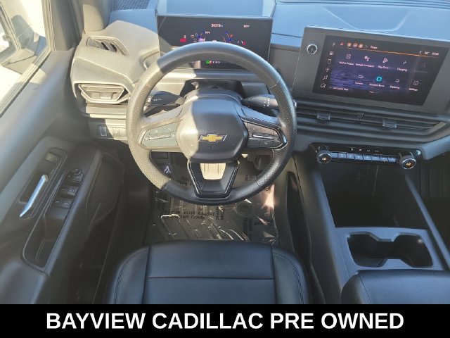 Used 2024 Chevrolet Silverado EV W/T AWD/4WD image 15