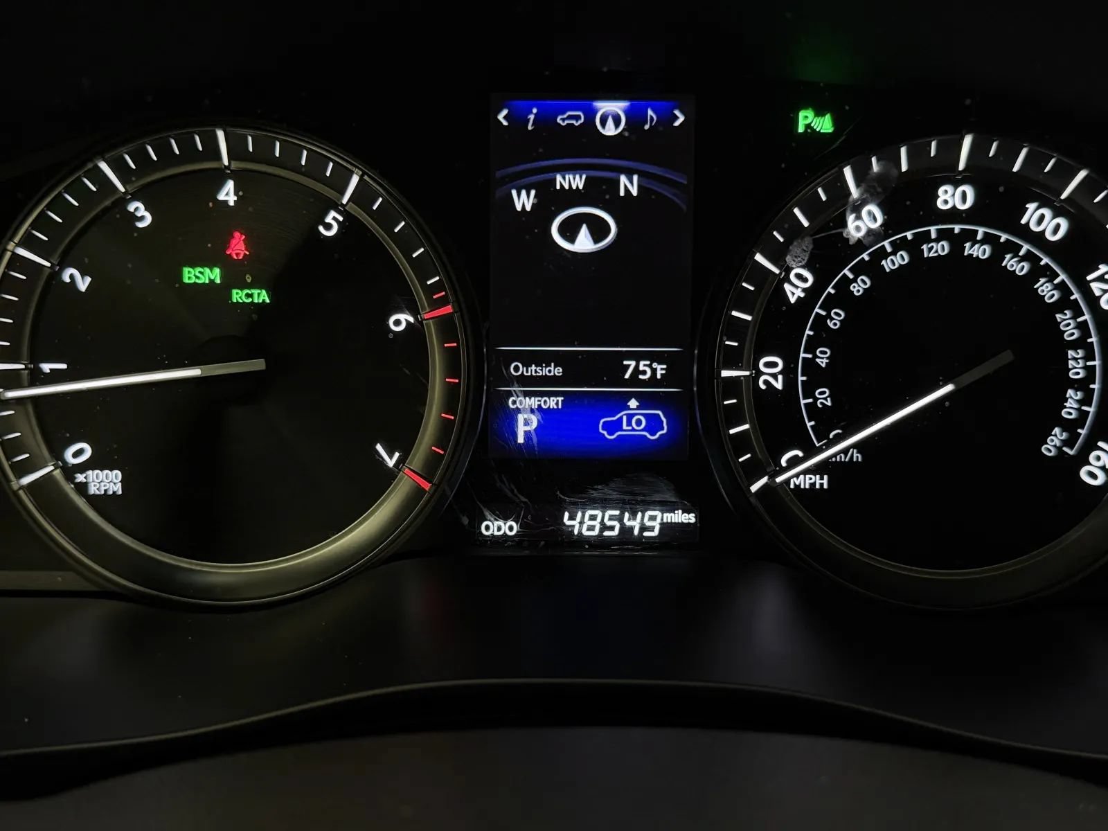 Used 2016 Lexus LX 570 4WD w/ Luxury Package image 10