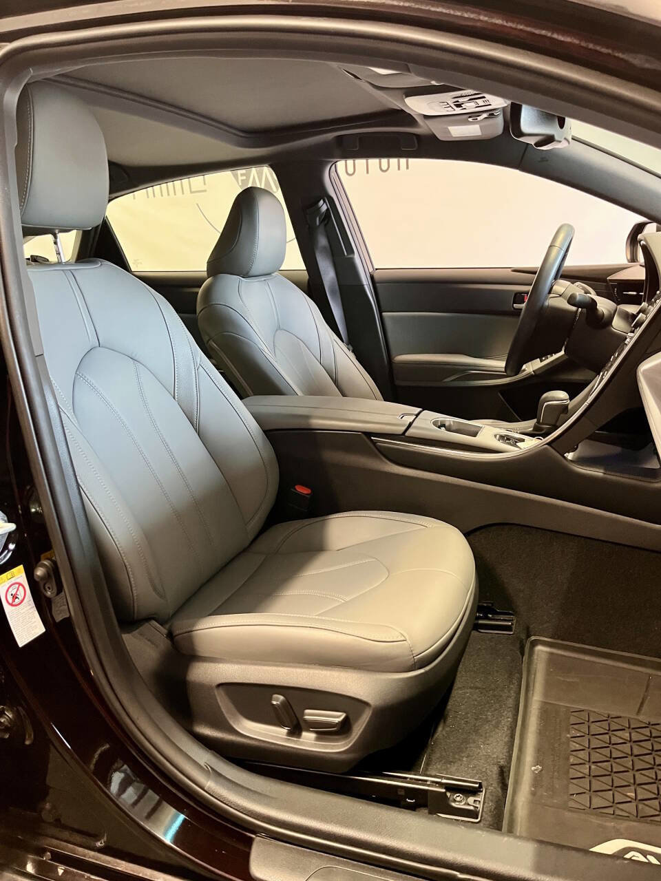 Used 2019 Toyota Avalon XLE w/ Moonroof Package image 20
