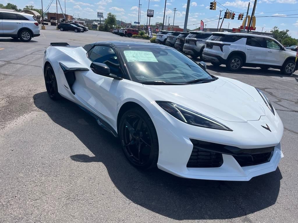 New 2025 Chevrolet Corvette E-Ray w/ Battery Protection Package image 7