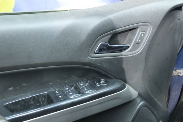 Used 2020 Chevrolet Colorado LT w/ LT Convenience Package AWD/4WD image 12