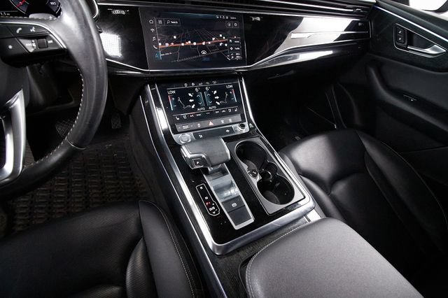 Used 2020 Audi Q8 Premium Plus w/ Premium Plus Package AWD/4WD image 10