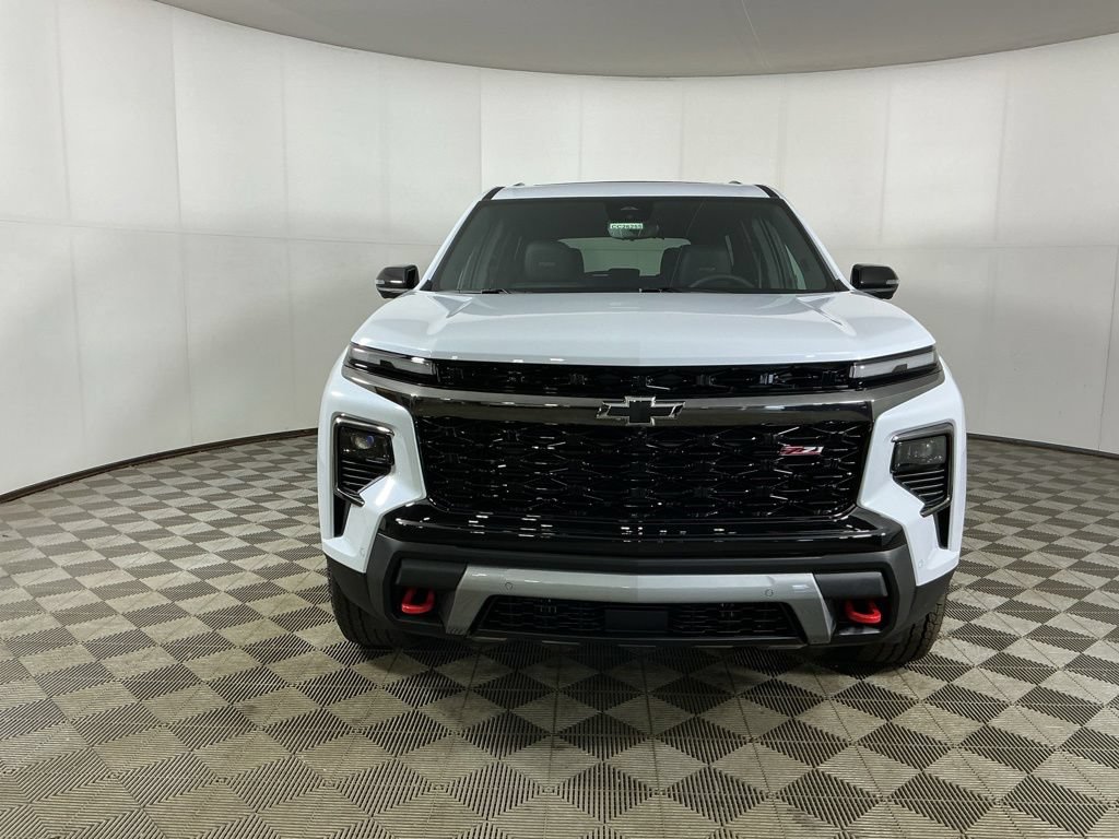 New 2026 Chevrolet Traverse Z71 w/ Enhanced Driving Package AWD/4WD image 2