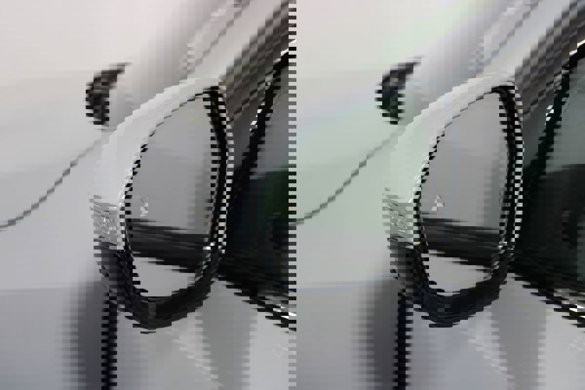 Used 2025 BMW i5 eDrive40i w/ M Sport Package image 30