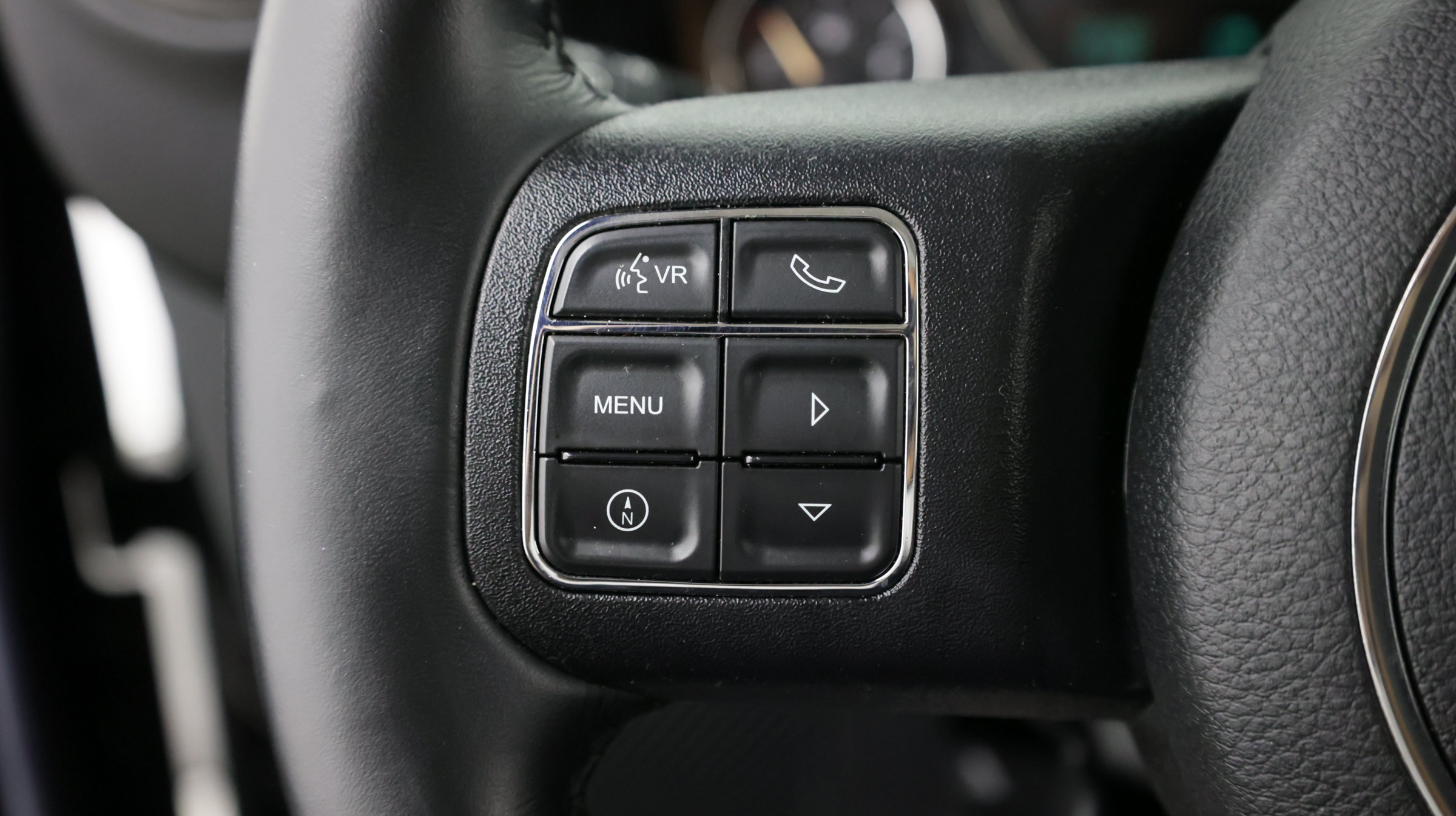 Used 2016 Jeep Wrangler Sport w/ Quick Order Package 24S AWD/4WD image 23
