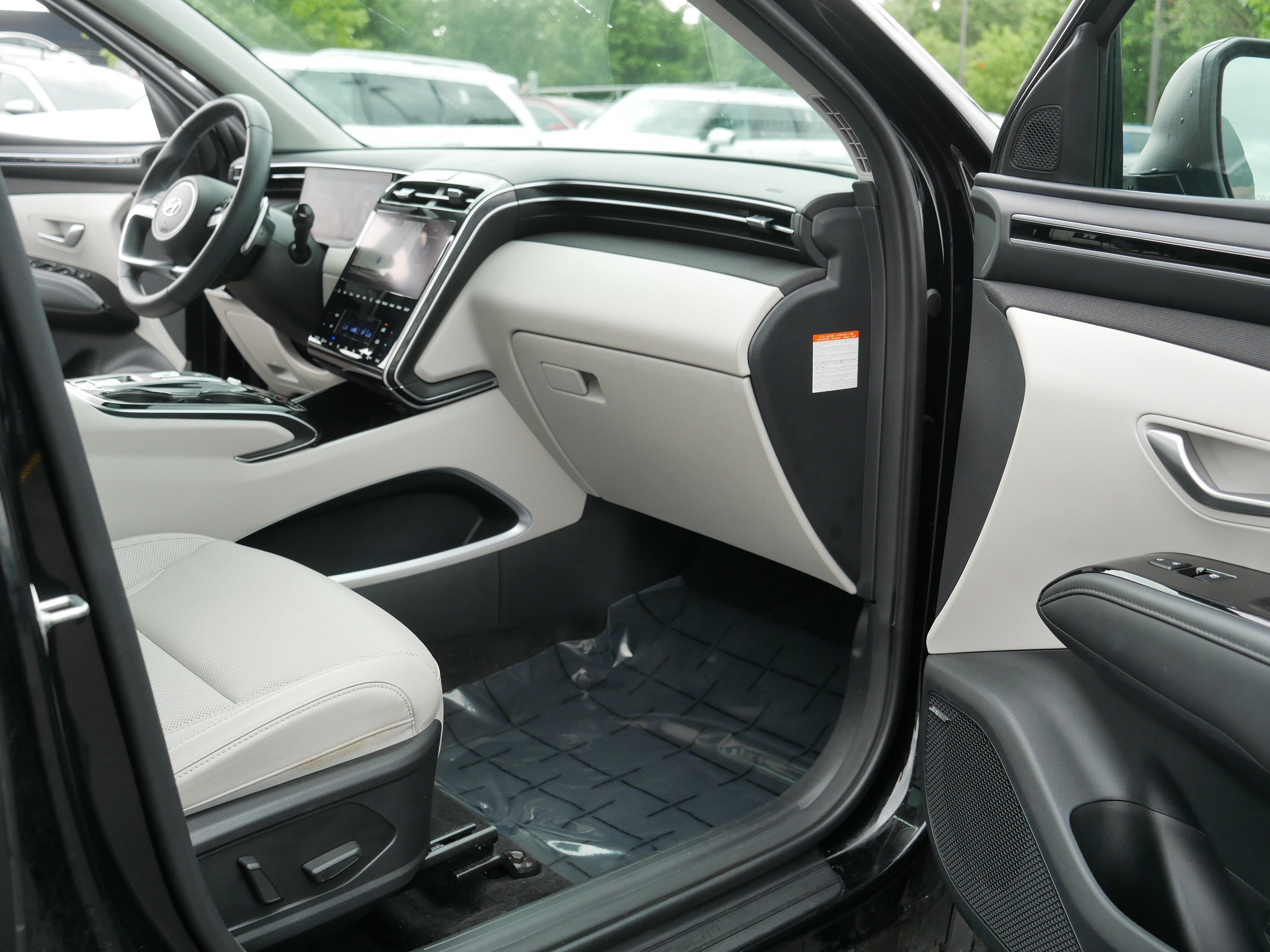 Used 2024 Hyundai Tucson Limited AWD/4WD image 19