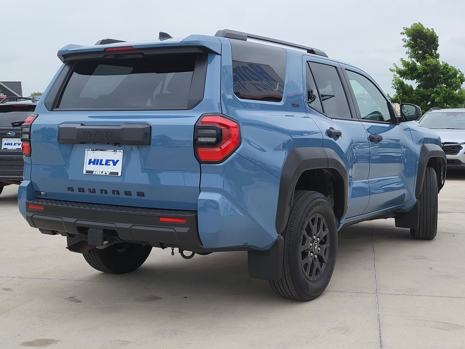 Used 2025 Toyota 4Runner SR5 RWD image 4