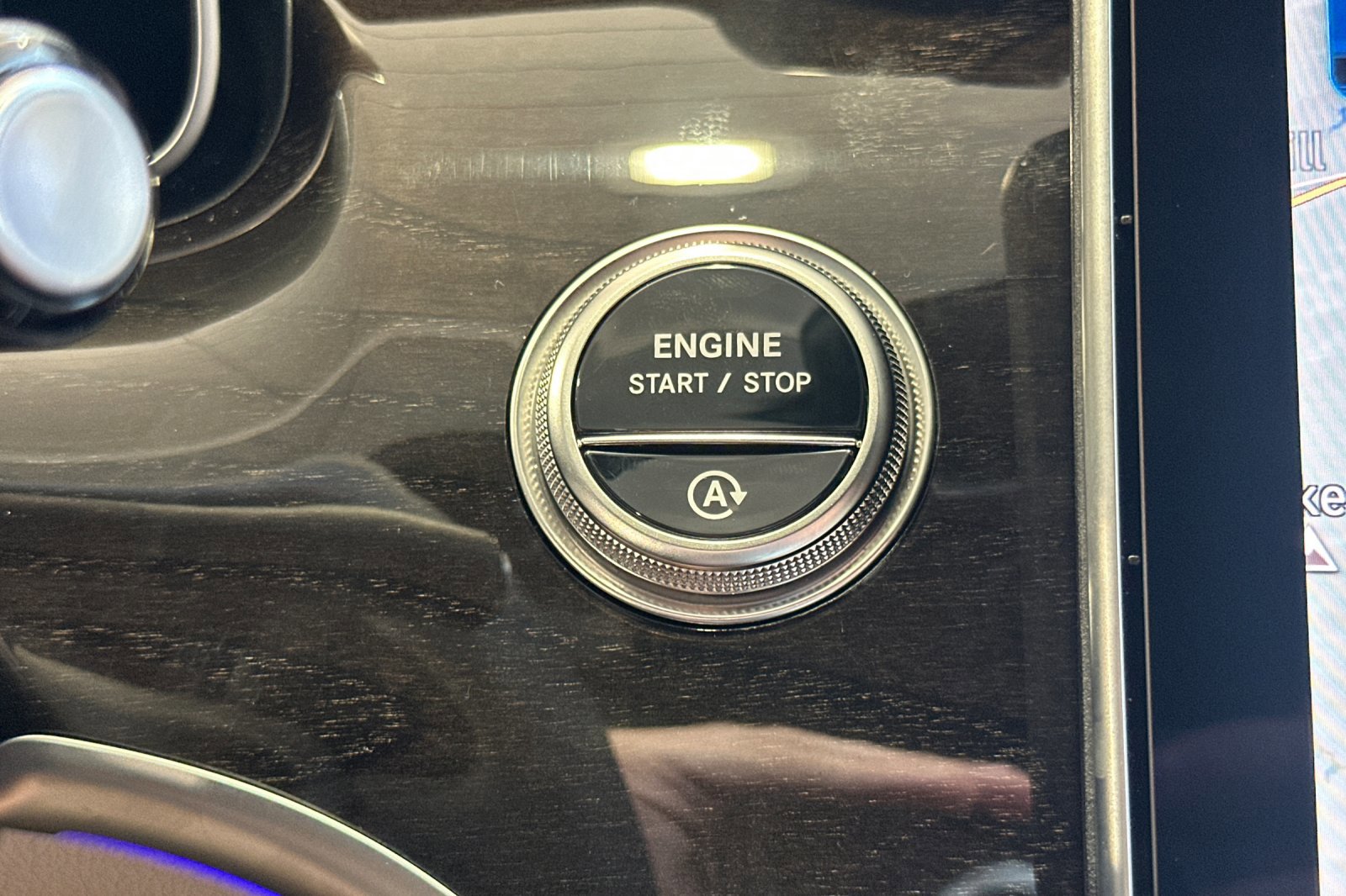 New 2025 Mercedes-Benz C 300 Sedan image 22