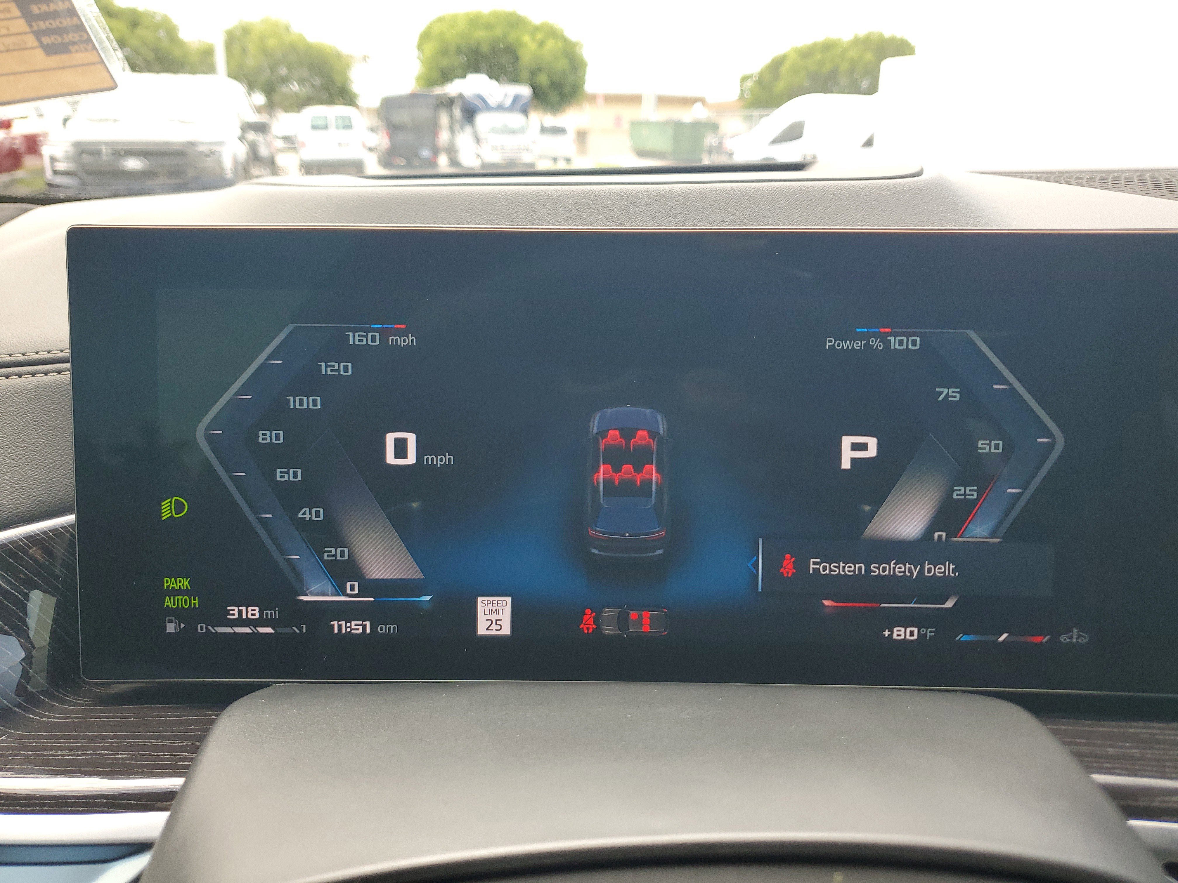 Used 2025 BMW X7 M60i w/ Executive Package image 34