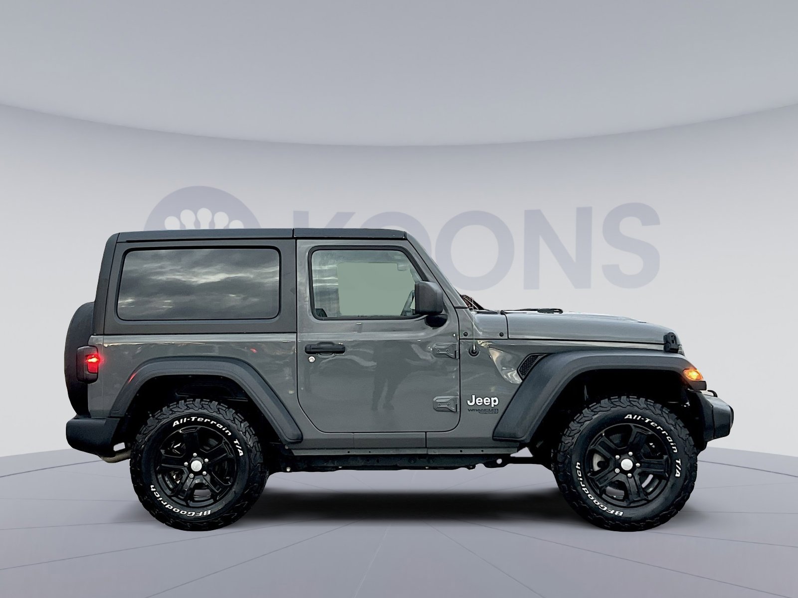 Used 2019 Jeep Wrangler Sport image 8
