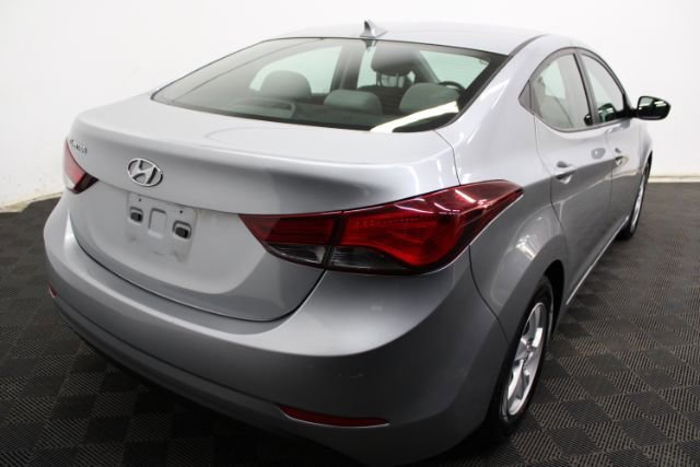 Used 2015 Hyundai Elantra SE FWD image 6