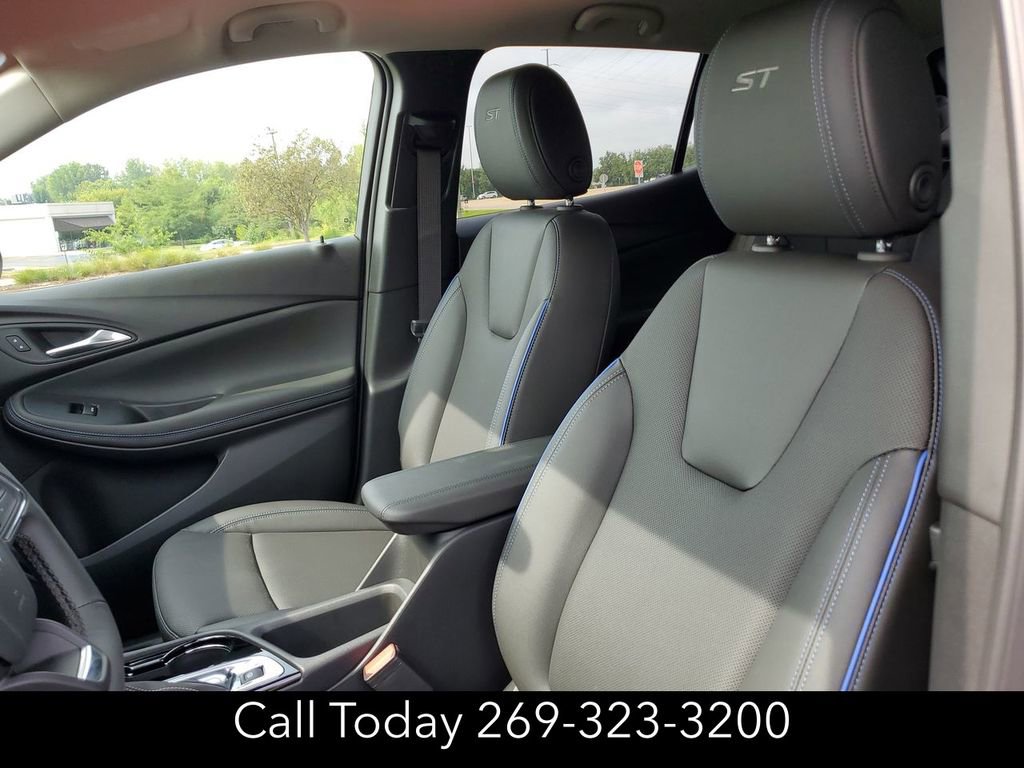 New 2025 Buick Encore GX Sport Touring w/ Advanced Technology Package image 19