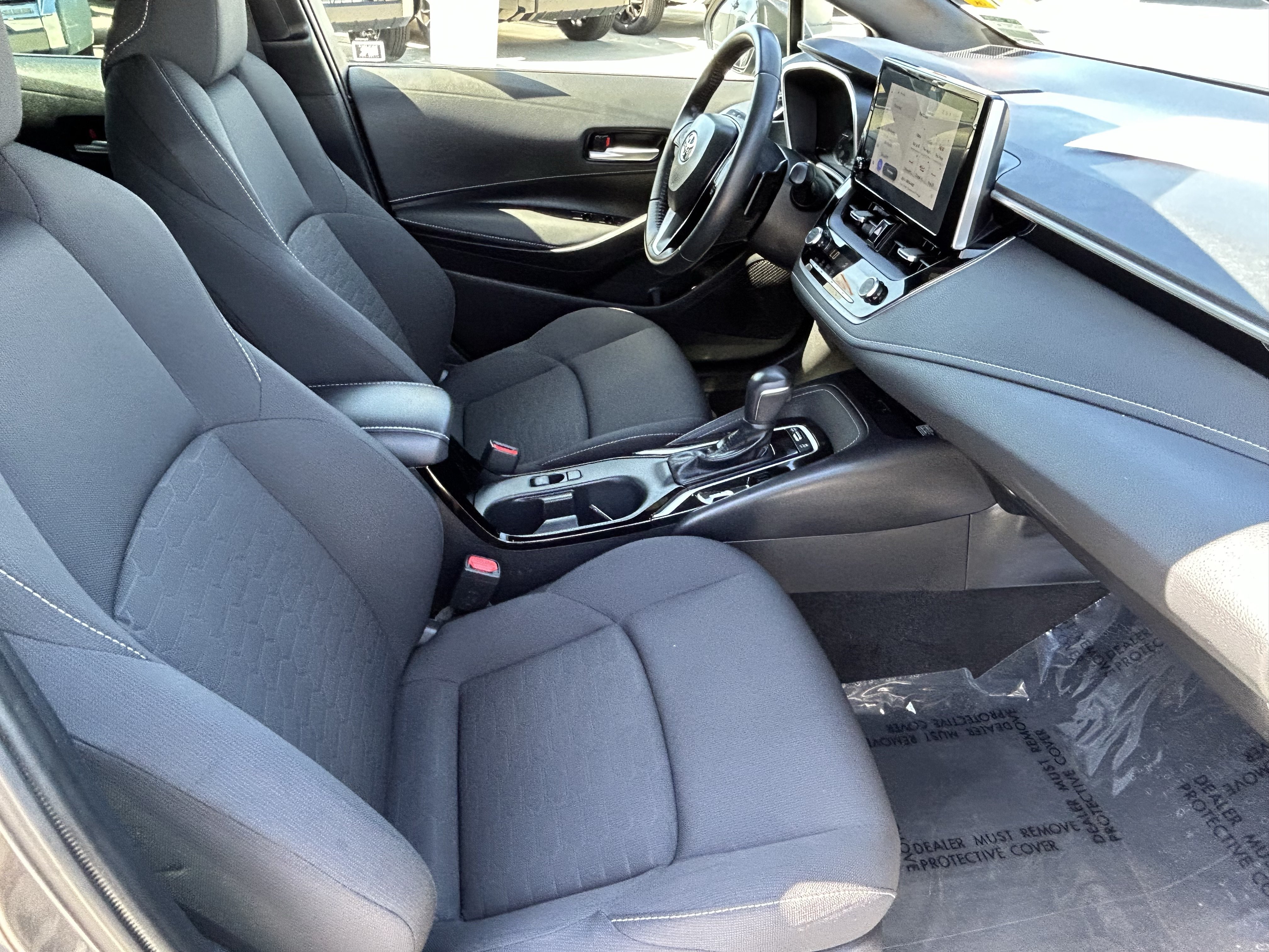 Certified 2025 Toyota Corolla SE w/ SE Package FWD image 10