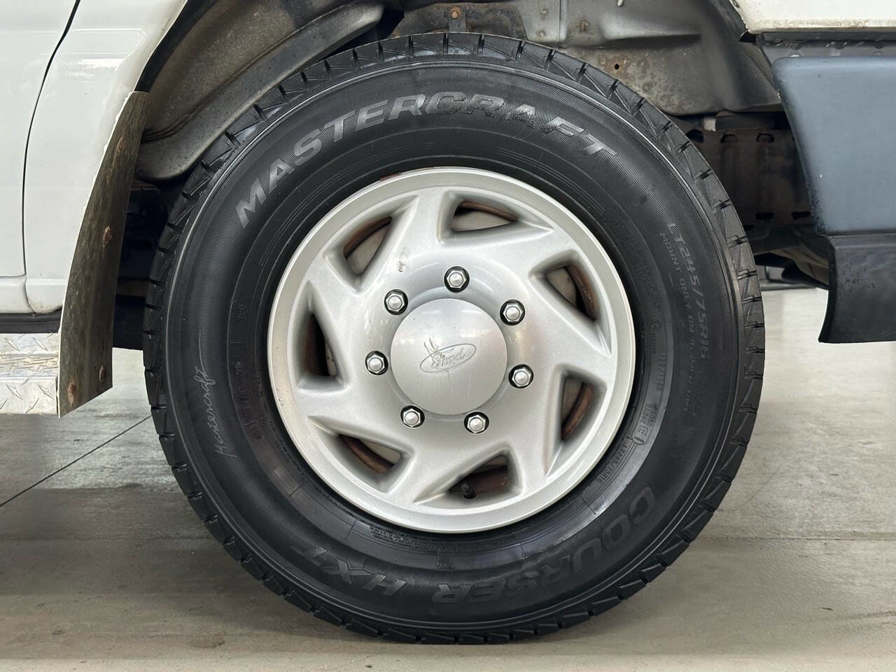 Used 2012 Ford E-250 and Econoline 250 w/ PWR Group image 25