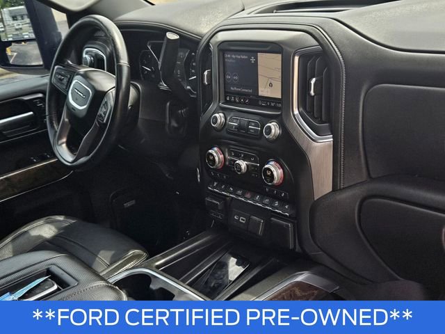 Used 2021 GMC Sierra 2500 Denali w/ Denali Black Diamond Edition image 17