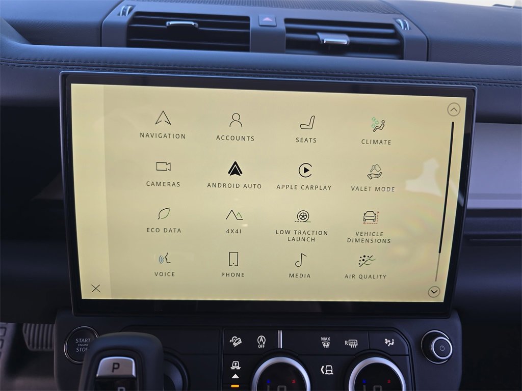 New 2026 Land Rover Defender 130 X-Dynamic SE image 22