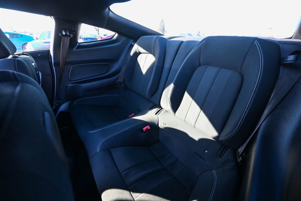 Used 2019 Ford Mustang Coupe image 22