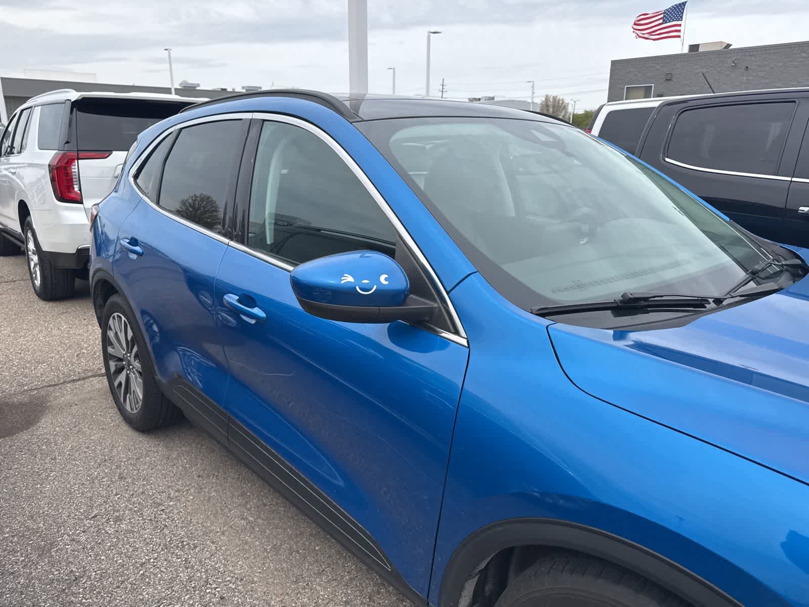 Used 2021 Ford Escape Titanium FWD image 22