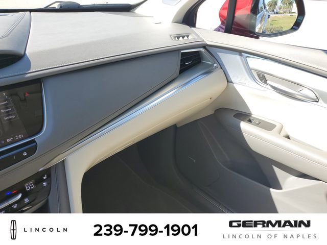 Used 2025 Cadillac XT5 Premium Luxury w/ Technology Package image 36