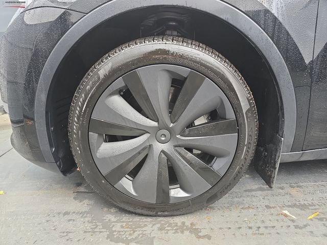 Used 2025 Tesla Model Y Long Range image 15