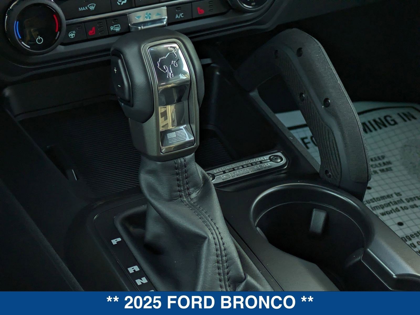New 2025 Ford Bronco Badlands image 34