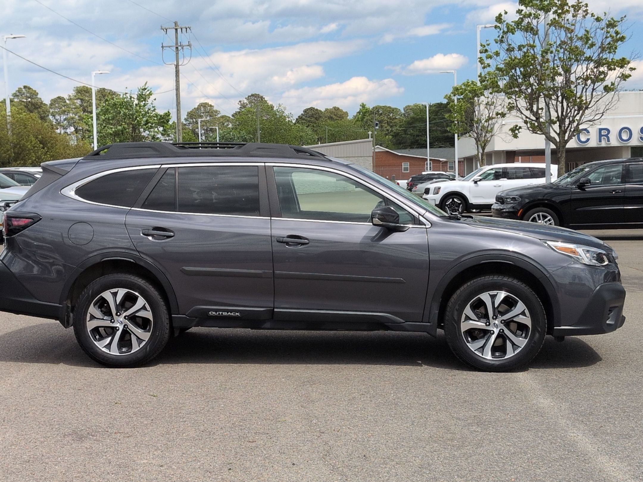 Used 2020 Subaru Outback Limited XT w/ Popular Package #2 image 3