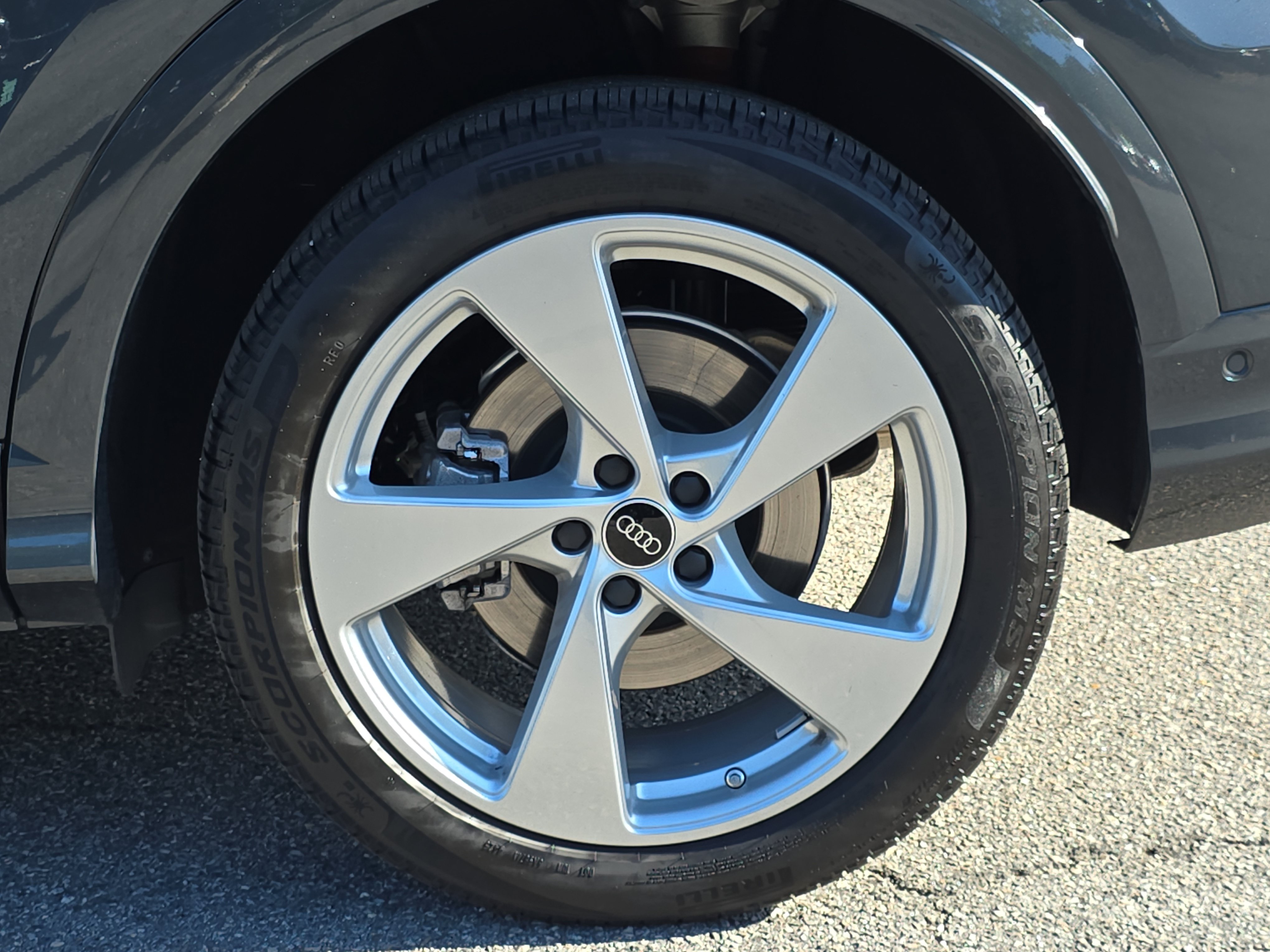 Used 2025 Audi Q5 Prestige AWD/4WD image 33