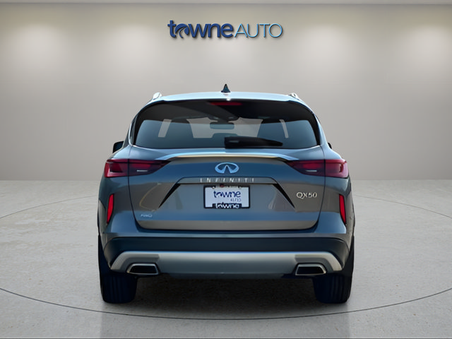 Used 2022 INFINITI QX50 Essential AWD/4WD image 4