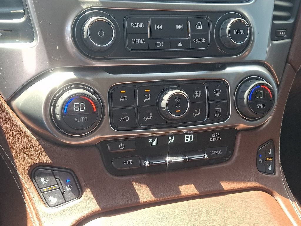 Used 2015 Chevrolet Tahoe LTZ AWD/4WD image 16