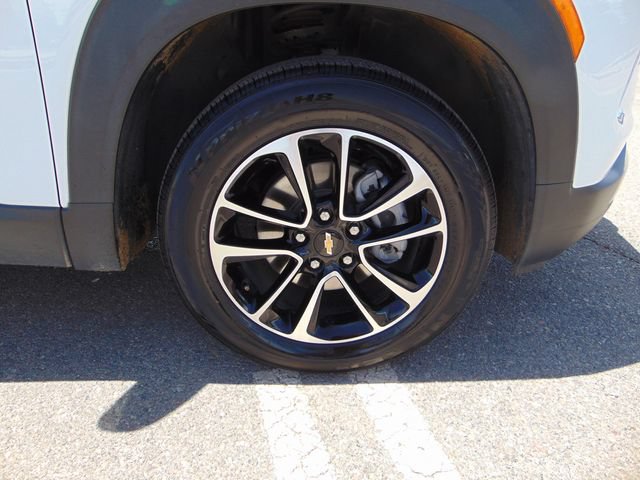 Used 2025 Chevrolet TrailBlazer LT AWD/4WD image 27